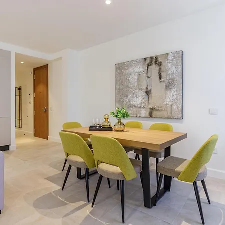 Plaza Del Siglo & Boutique By Caleta Homes * Málaga