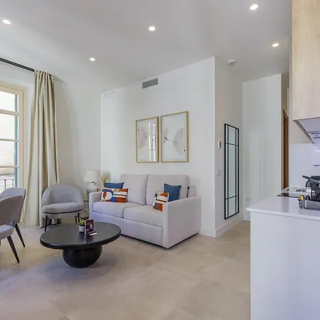 Plaza Del Siglo & Boutique By Caleta Homes